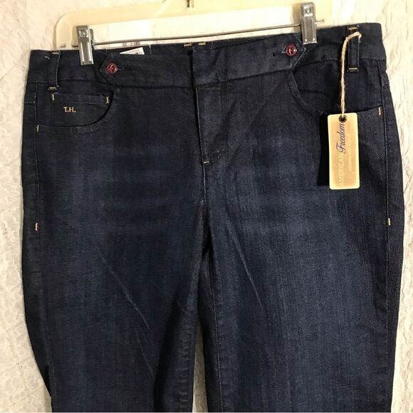 Tommy Hilfiger NWT American Freedom Modern Rise Jeans Size 12 - Picture 2 of 13